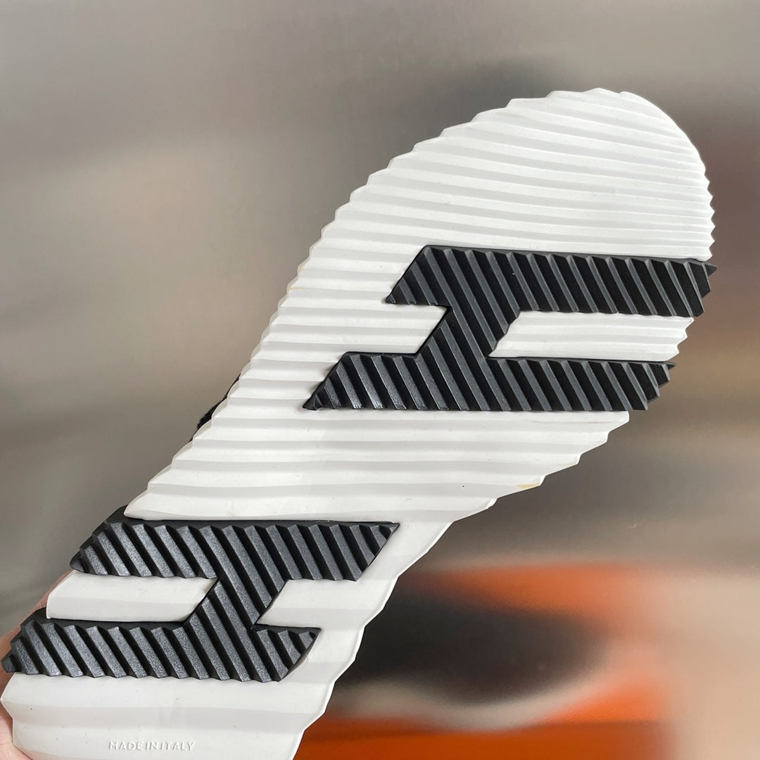 Men’s Casual Sneakers